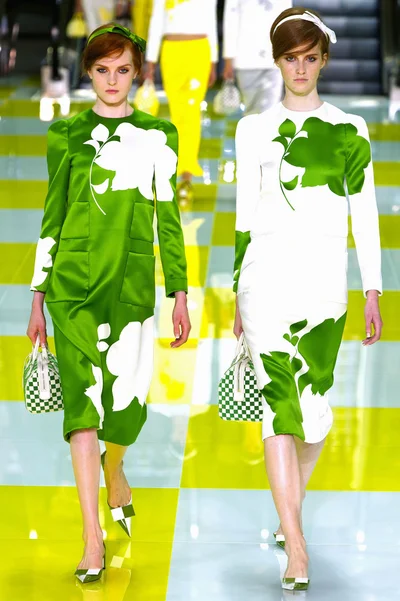 Look 14